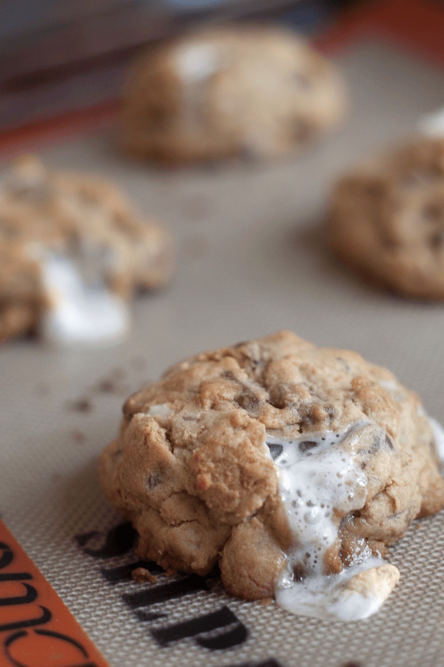 #SmoresWeek Eats // S'mores Stuffed Cookies by Fresh Mommy Blog