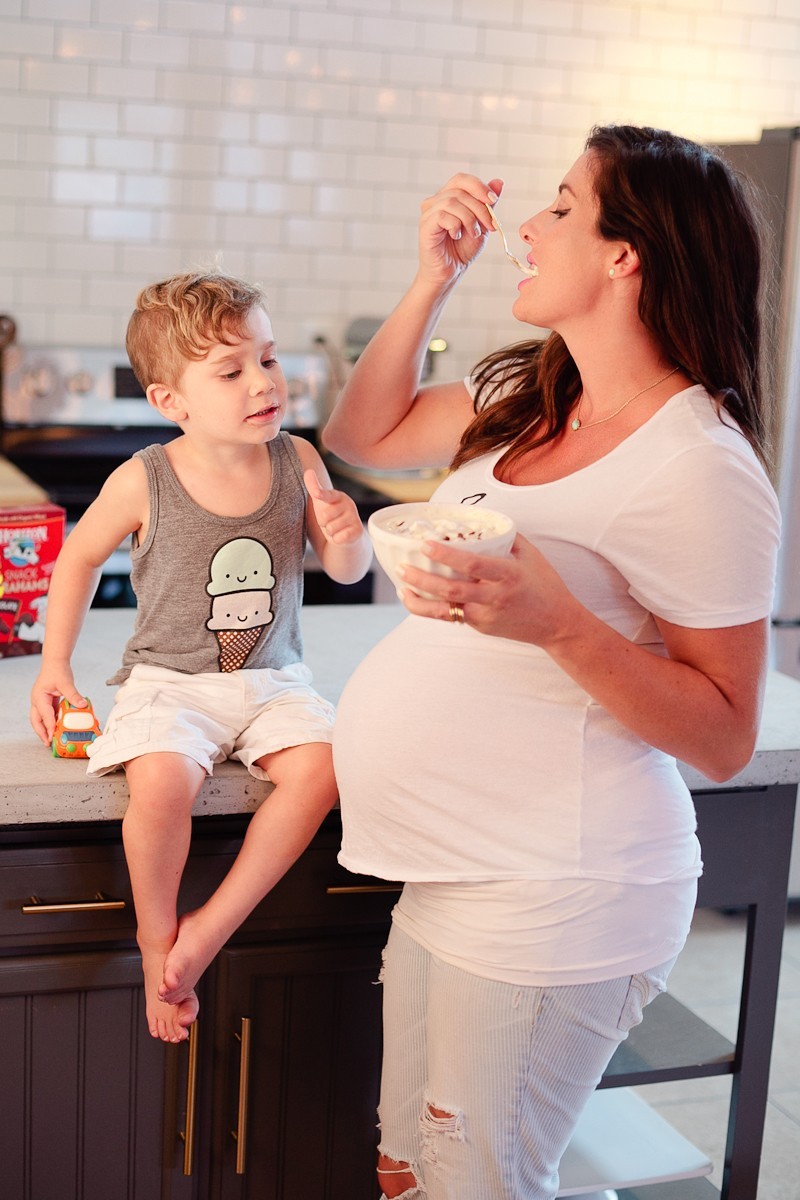 How to make delicious cheesecake ice cream with s'mores mixins!!