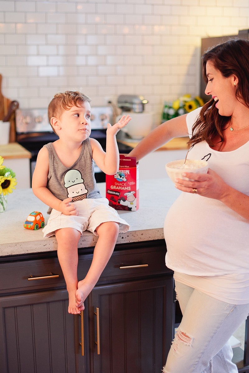 How to make delicious cheesecake ice cream with s'mores mixins!!