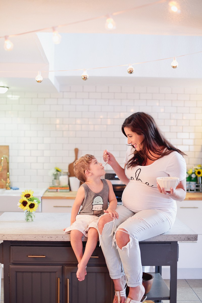 How to make delicious cheesecake ice cream with s'mores mixins!!