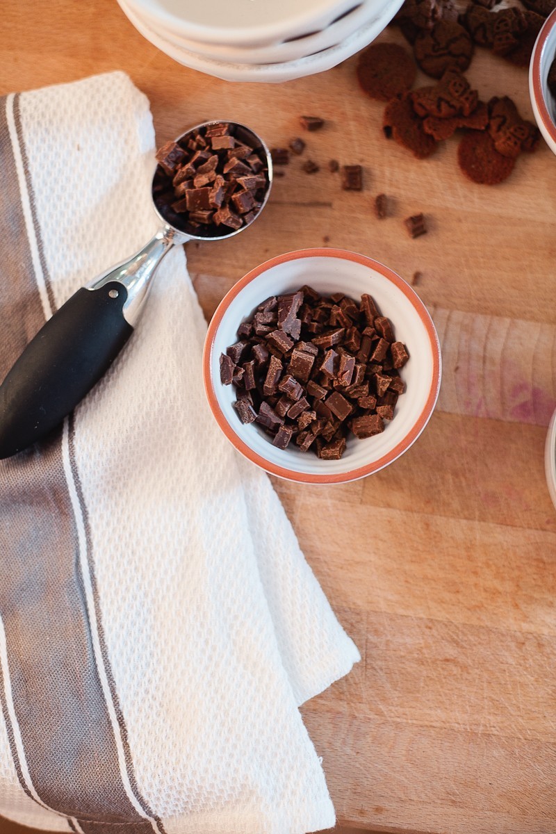 How to make delicious cheesecake ice cream with s'mores mixins!!