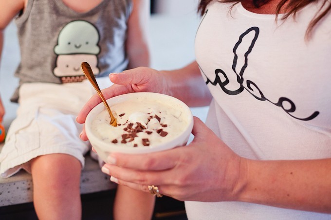 How to make delicious cheesecake ice cream with s'mores mixins!!