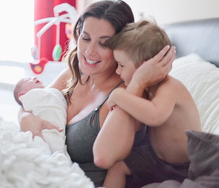 7 Unforgettable Ways to Help a New Mama