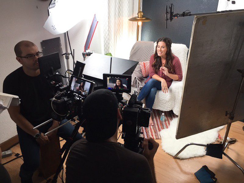 Folgers Shoot with Fresh Mommy Blog a behind the scenes look from the Snapchat of Tabitha Blue