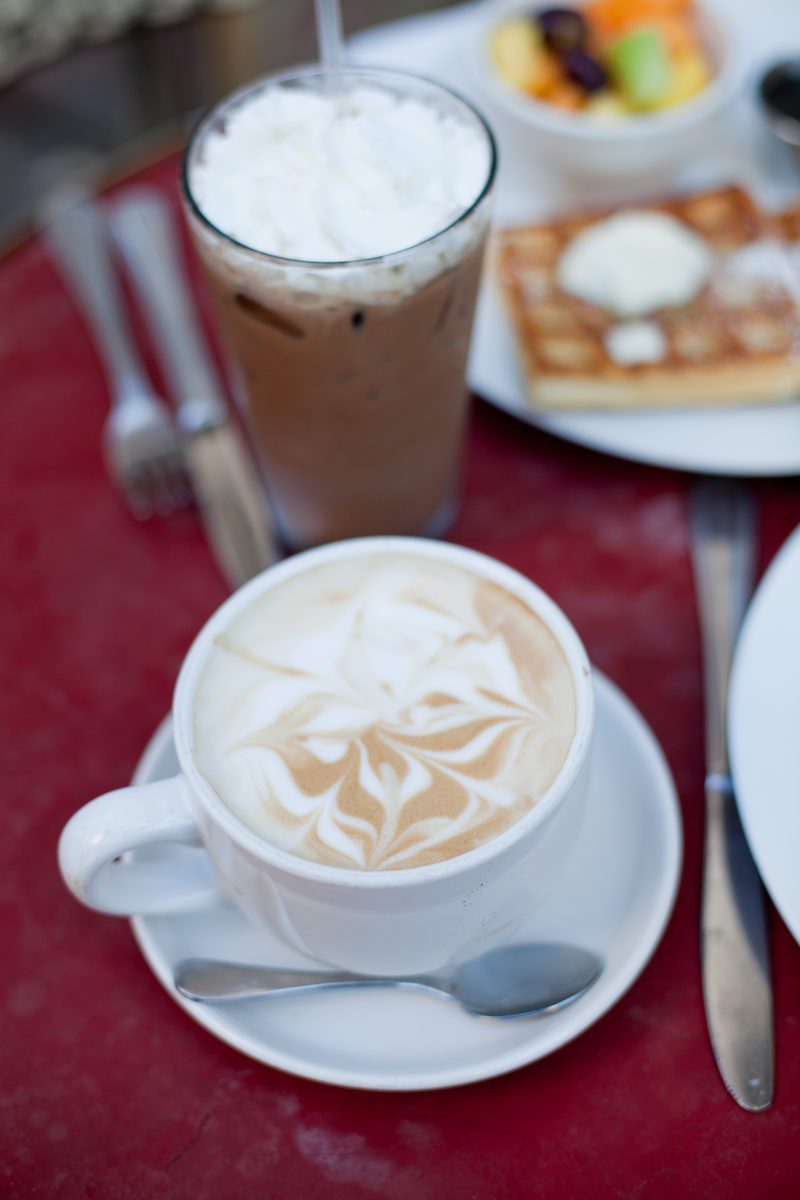 Family Friendly Memphis City Guide from Tabitha Blue of Fresh Mommy Blog with a delicious stop for coffee and delicious breakfast at Cafe Keough! Tennessee travel.