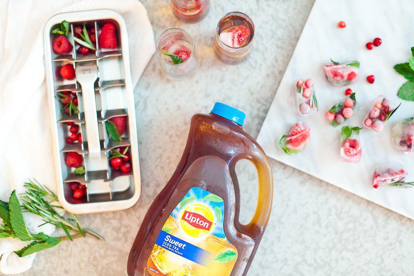 Food Network | Holiday Parties | Merry and Bright Christmas Ice Cubes + Ultimate Holiday Cheese Board featured by top Florida foodie blog Fresh Mommy Blog