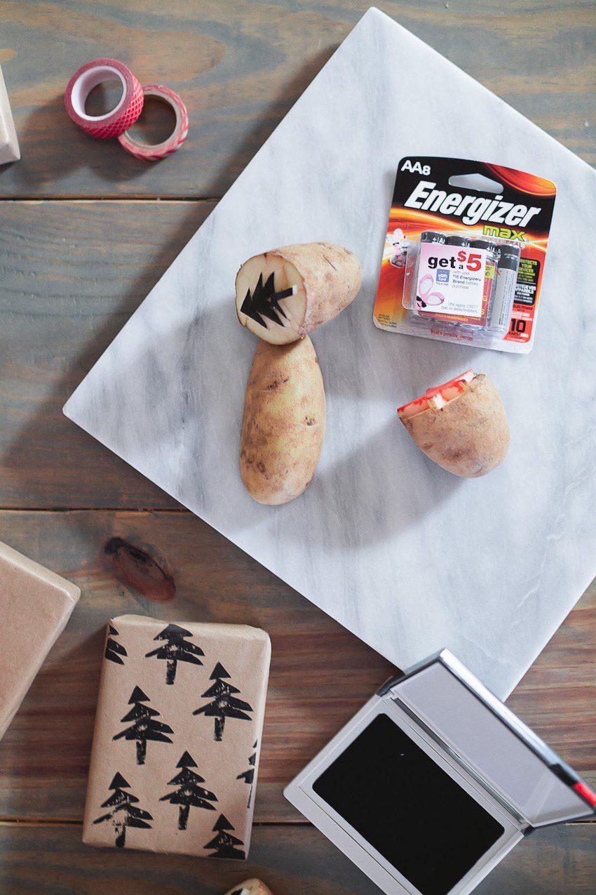  | Easy and simple Christmas gift wrapping ideas featured by top Florida life and style blog, Fresh Mommy Blog