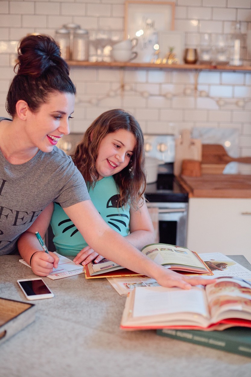 How to Get Your Kids Involved in the Kitchen and Meal Planning Tips!