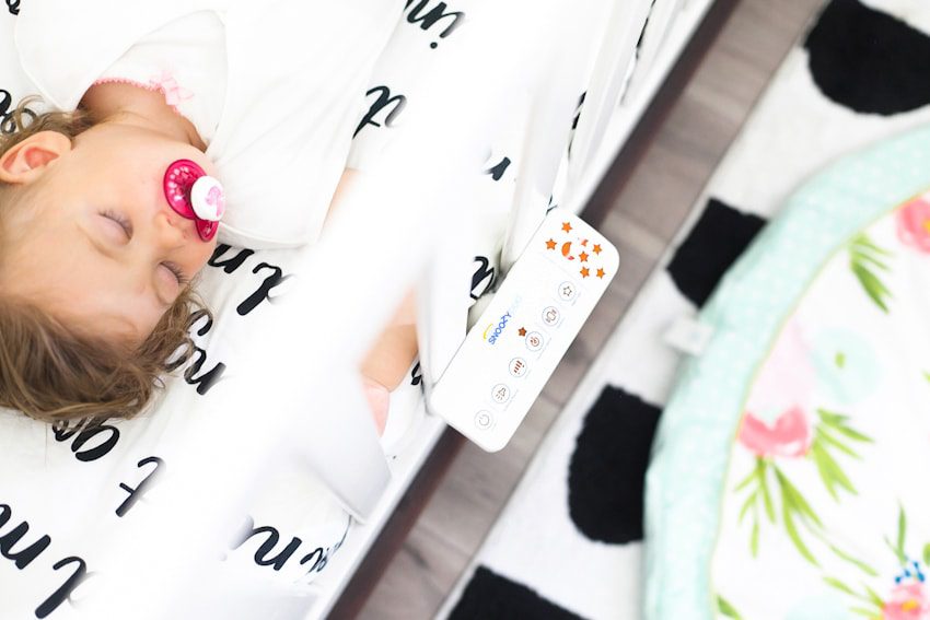 Top safe sleep tips and routines to help baby sleep, from bassinet to crib. Practices that help to get kids to sleep and give us as parents peace of mind from a mom of four!