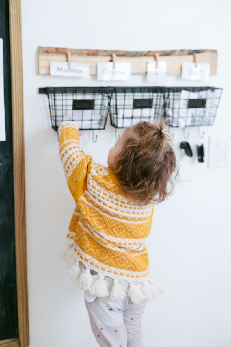 HOW TO DIY Learning and Educational Home Wall Calendar