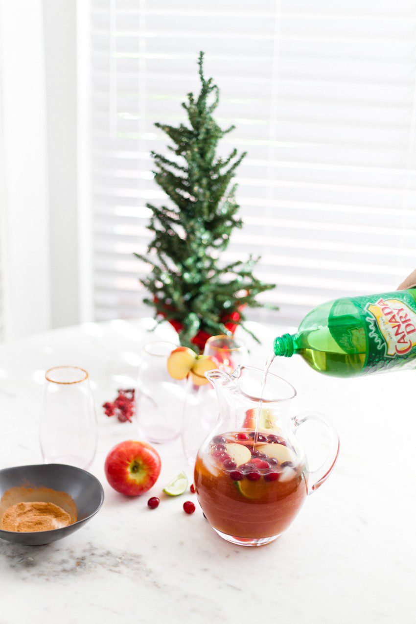 Five Time-Tested Tips For a More Instagrammable Holiday Party