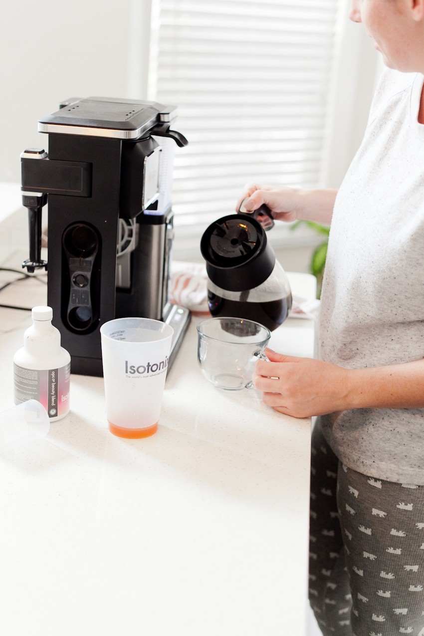 Our Family Morning Routine: A Behind the Scenes look at a what a REAL morning looks like for a busy family. Best daily morning routine ideas for kids and before school by popular Florida lifestyle blogger Fresh Mommy Blog