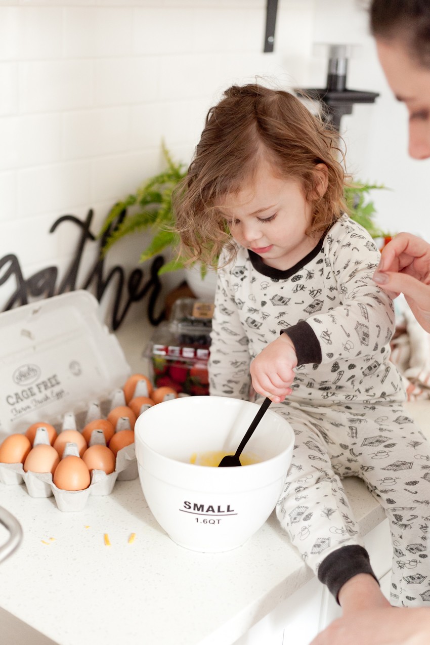 Our Family Morning Routine: A Behind the Scenes look at a what a REAL morning looks like for a busy family. Best daily morning routine ideas for kids and before school by popular Florida lifestyle blogger Fresh Mommy Blog