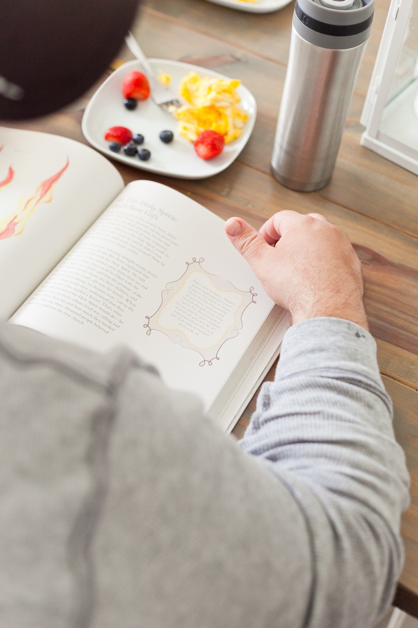 Our Family Morning Routine: A Behind the Scenes look at a what a REAL morning looks like for a busy family. Best daily morning routine ideas for kids and before school by popular Florida lifestyle blogger Fresh Mommy Blog