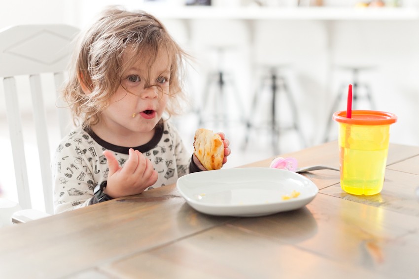 Our Family Morning Routine: A Behind the Scenes look at a what a REAL morning looks like for a busy family. Best daily morning routine ideas for kids and before school by popular Florida lifestyle blogger Fresh Mommy Blog