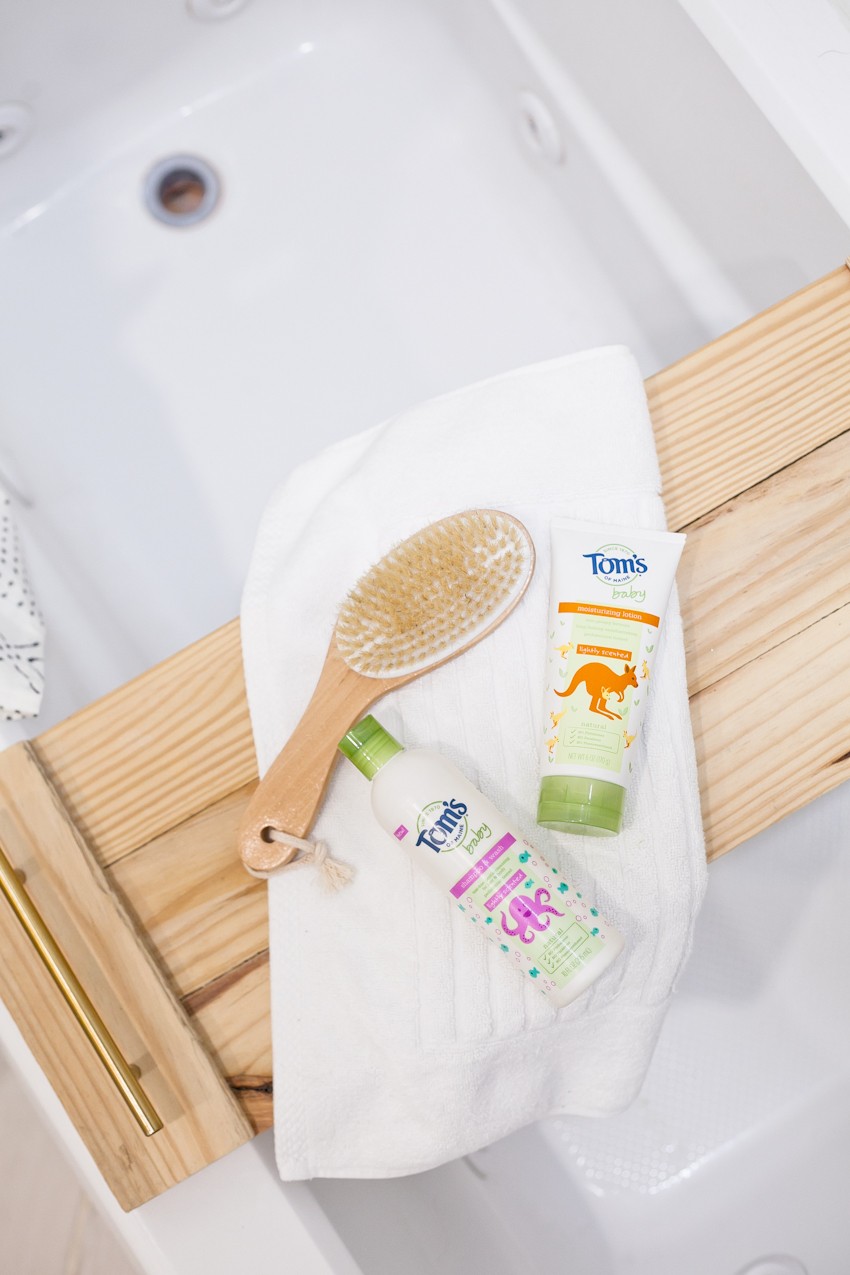 Our Family Morning Routine: A Behind the Scenes look at a what a REAL morning looks like for a busy family. Best daily morning routine ideas for kids and before school by popular Florida lifestyle blogger Fresh Mommy Blog