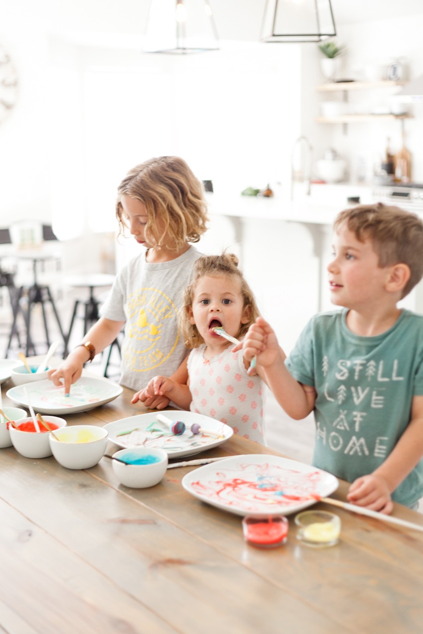 Make Learning Fun with this Edible Finger Paint! Just two simple ingredients from your kitchen will allow for so much creative learning and free play for your family. Kids love it! Perfect for homeschool, preschool, classroom activities and more. - Make Learning Fun with this Edible Finger Paint by popular Florida lifestyle blogger Fresh Mommy Blog