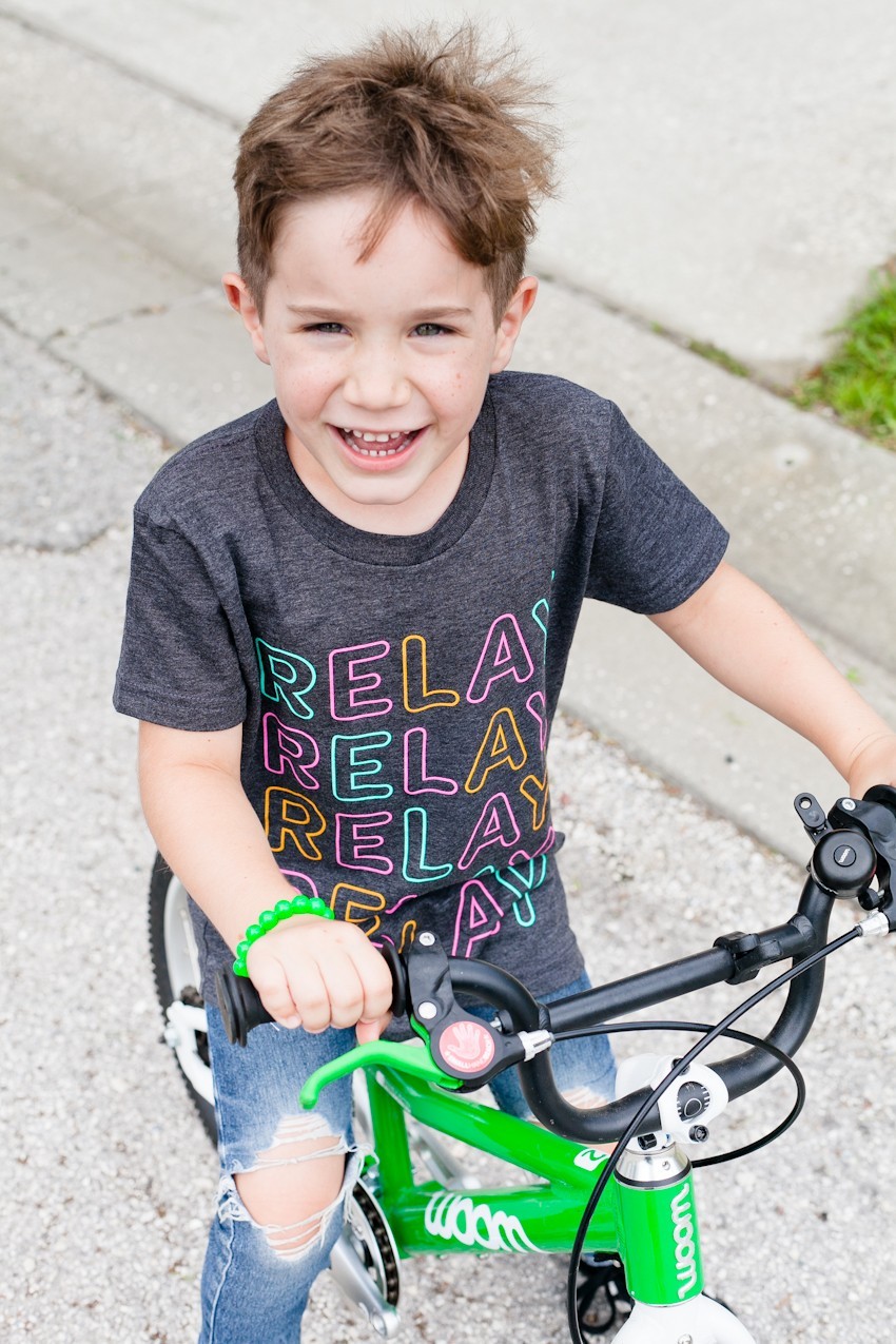 Fun Outdoor Summer Activities: How I Worry Less + Play More featured by popular Florida lifestyle blogger, Tabitha Blue of Fresh Mommy Blog. Tips for kids, backyard ideas and one big thing that gives parents peace of mind!