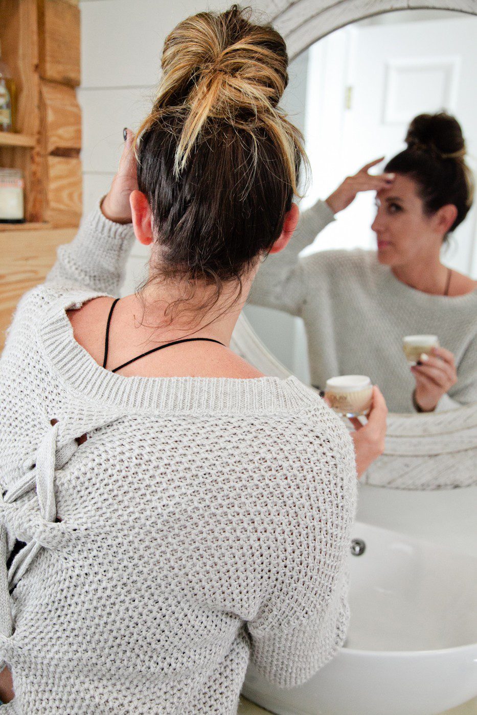 5 Minute Fresh Face: a Quick Everyday Makeup Routine Complete in Minutes featured by top Florida life and style blogger Tabitha Blue of Fresh Mommy Blog.