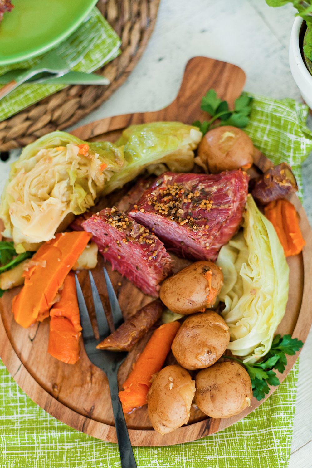 Tender Instant Pot Corned Beef and Cabbage in guinness recipe by popular lifestyle Florida blogger, Tabitha Blue of Fresh Mommy Blog! This tender, beer-infused Instant Pot Corned Beef and Cabbage is the perfect way to celebrate St. Patrick’s Day and is easy to cook in less time.