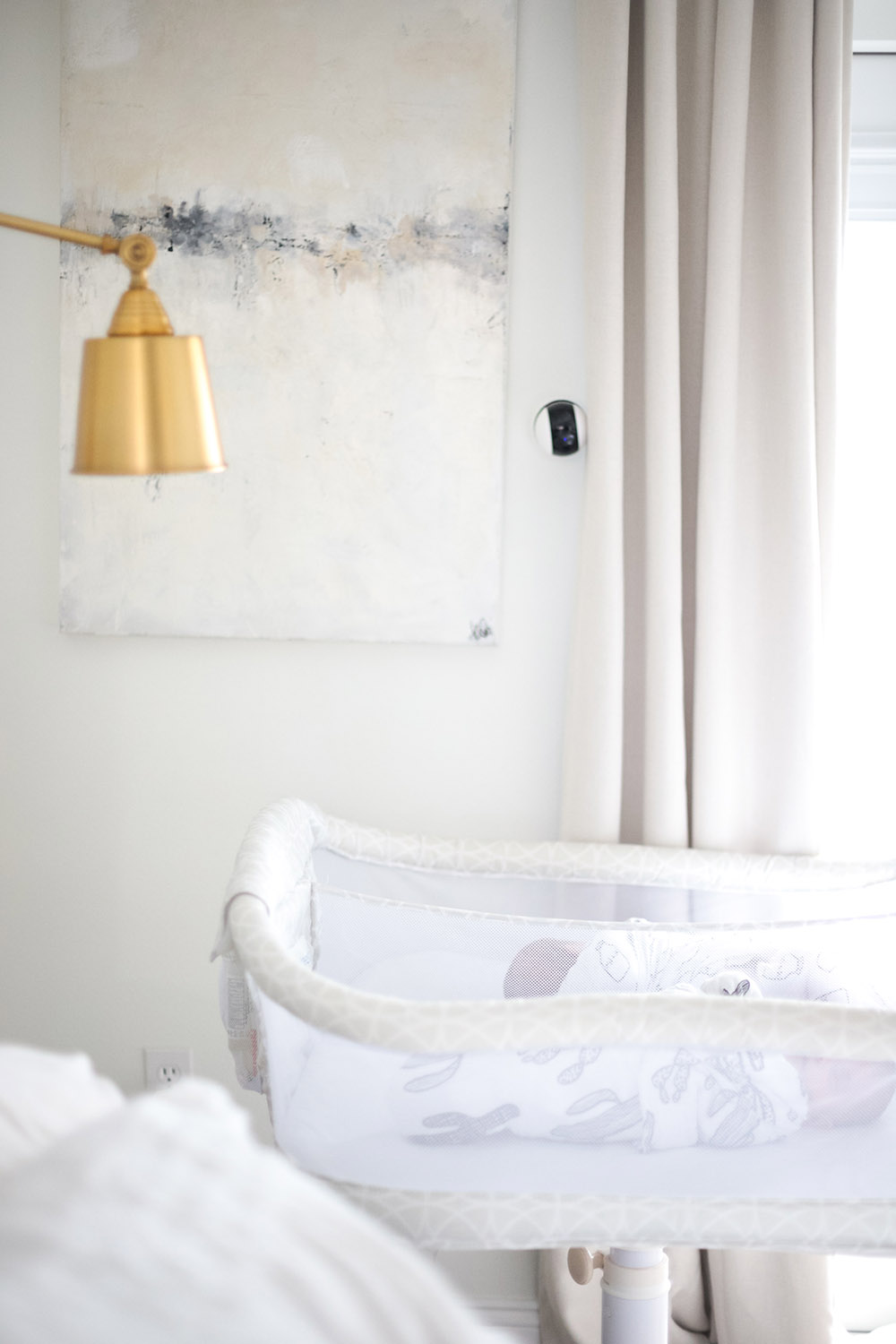 10 Sanity Saving Amazon Essentials for Breastfeeding Twins